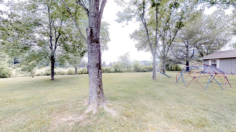 37224 Highway 72 N, Loudon, TN 37774
