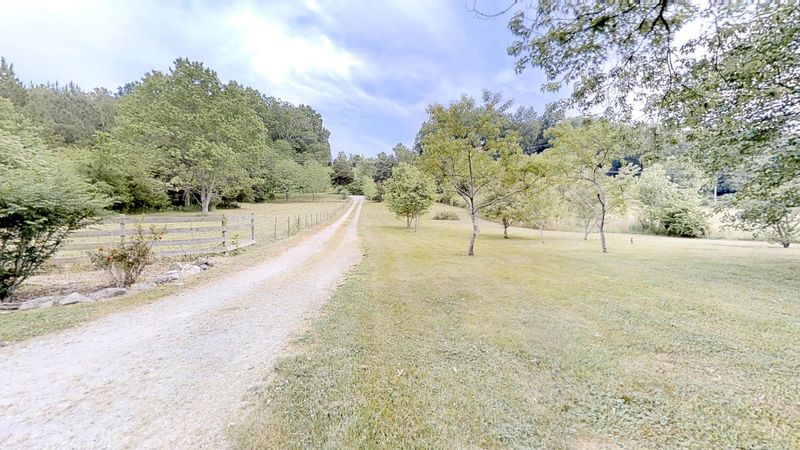 37224 Highway 72 N, Loudon, TN 37774