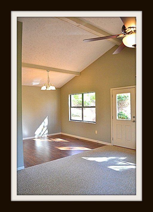 3724 Pleasant View Ln, Pigeon Forge, TN 37862
