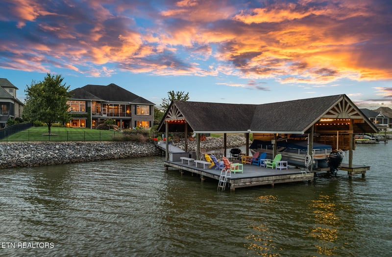 3726 Promontory Point, Louisville, TN 37777