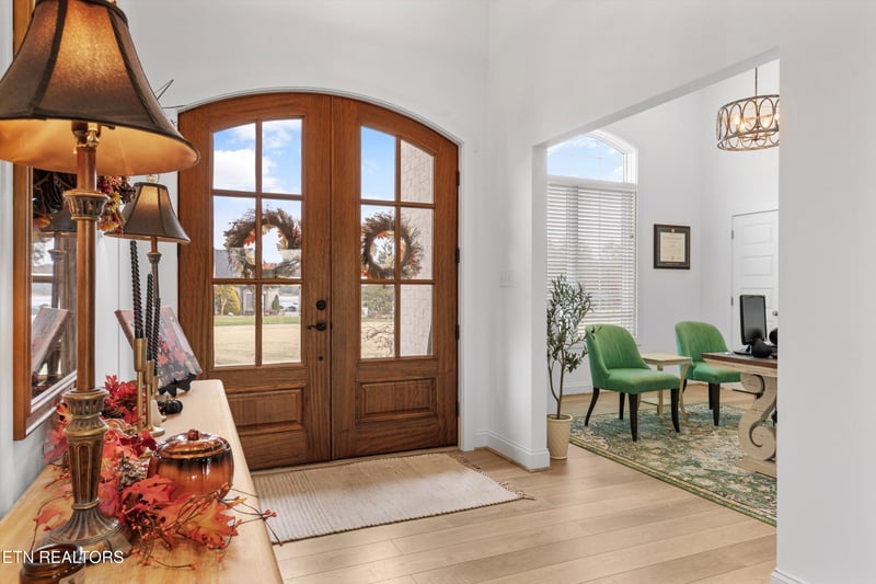 3727 Edgewater Way, Louisville, TN 37777