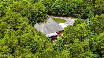 3727 Fox Creek Rd, Louisville, TN 37777