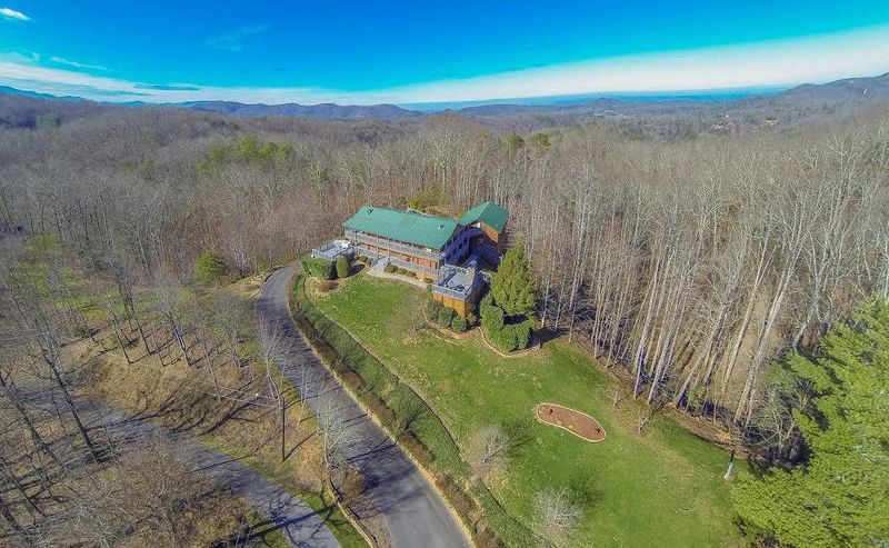 3727 Harris Mountain Way, Sevierville, TN 37876