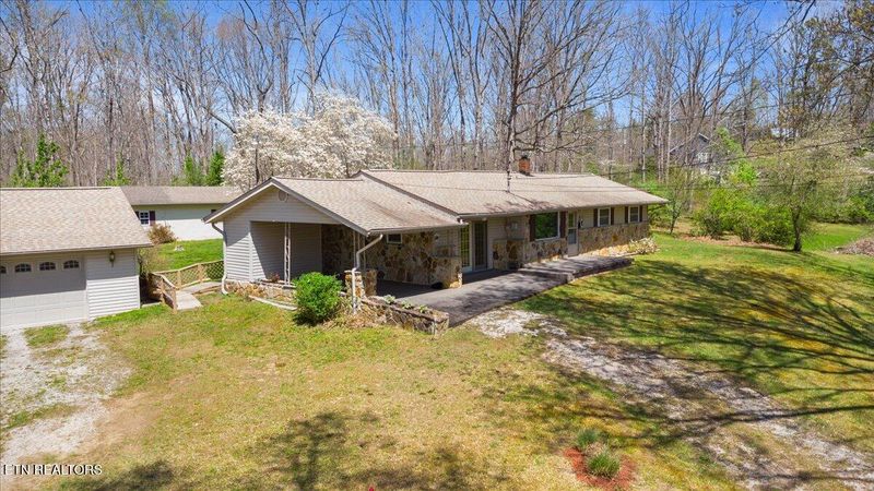 373 Stephens Rd, Helenwood, TN 37755