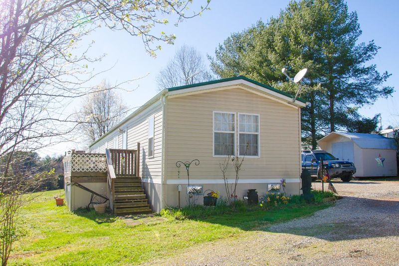 3731 Catewright Rd, Kodak, TN 37764