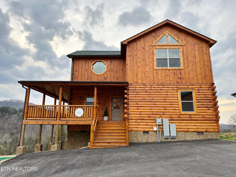 3738 Heritage Hills Dr, Pigeon Forge, TN 37863