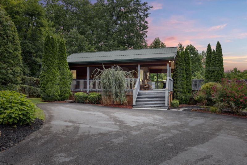 3739 Harris Mtn Way, Sevierville, TN 37876