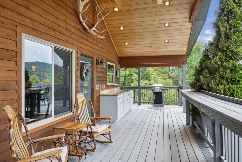 3739 Harris Mtn Way, Sevierville, TN 37876