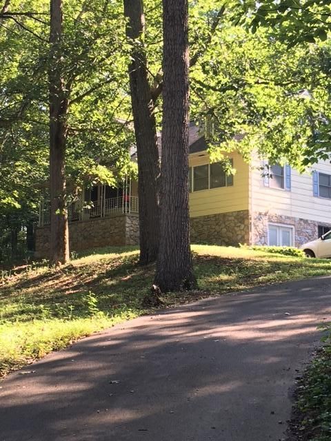 374 Eblen Cave Rd, Lenoir City, TN 37771