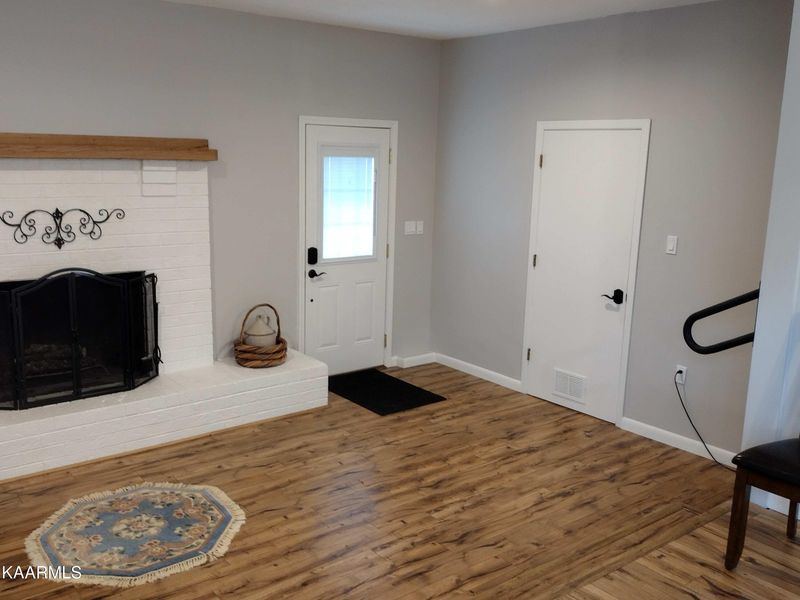 374 Hidden Valley Cir, Seymour, TN 37865