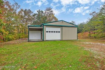 374 Morgan County Hwy, Harriman, TN 37748
