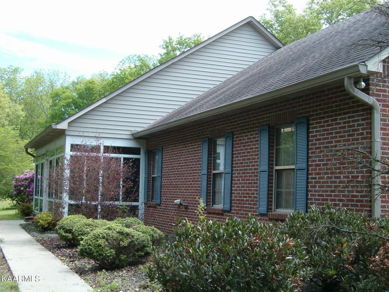 374 Paint Rock Rd, Kingston, TN 37763