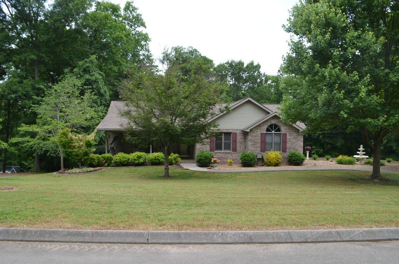 3740 Dan Dr, Morristown, TN 37814
