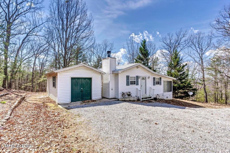 3740 Eagle Ridge Rd, Maryville, TN 37803