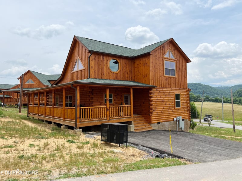 3741 Heritage Hills Dr, Pigeon Forge, TN 37863