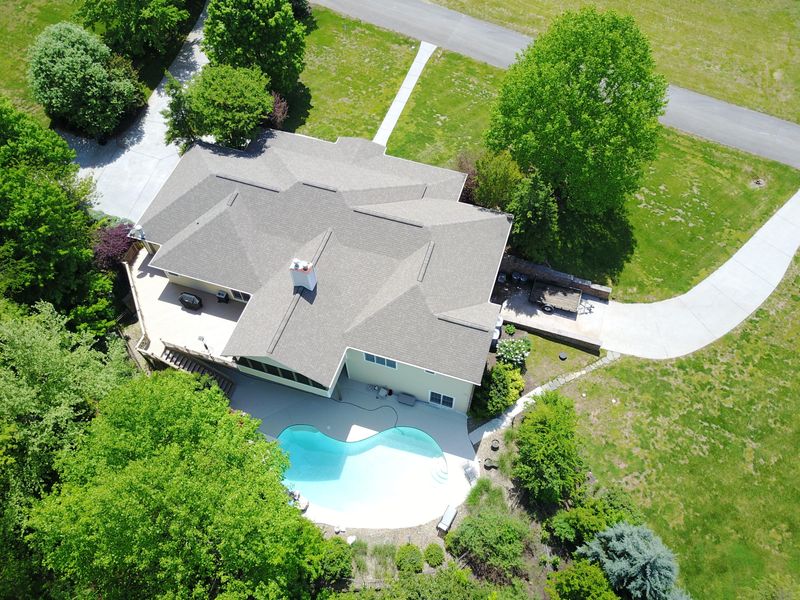 3745 Windstream Dr, Friendsville, TN 37737