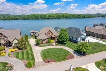 3746 Promontory Point, Louisville, TN 37777