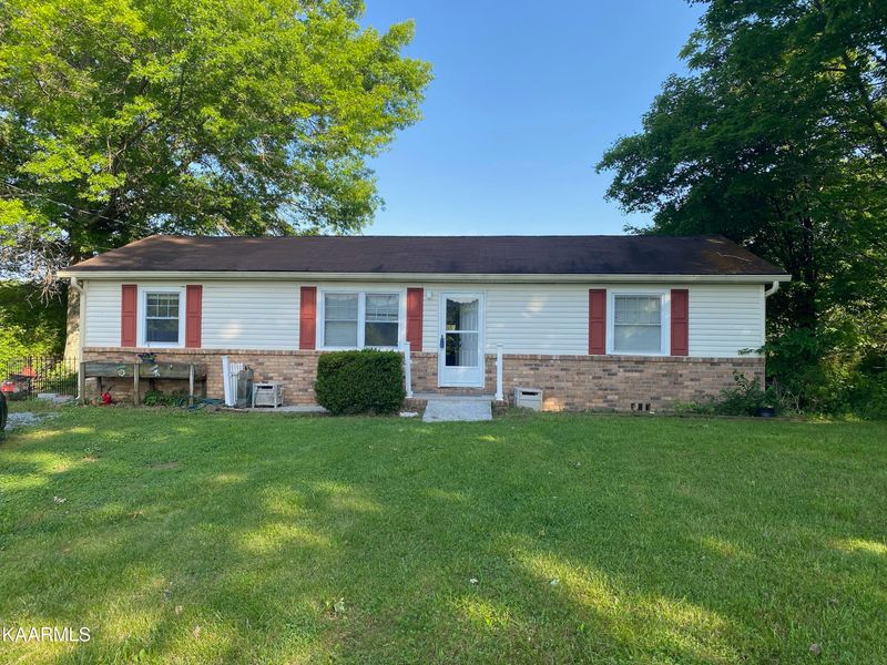 3749 Miser Station Rd, Louisville, TN 37777