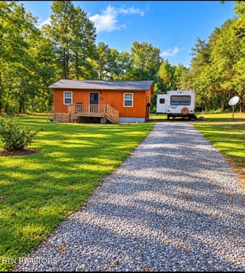 375 Cagle Rd, Tellico Plains, TN 37385