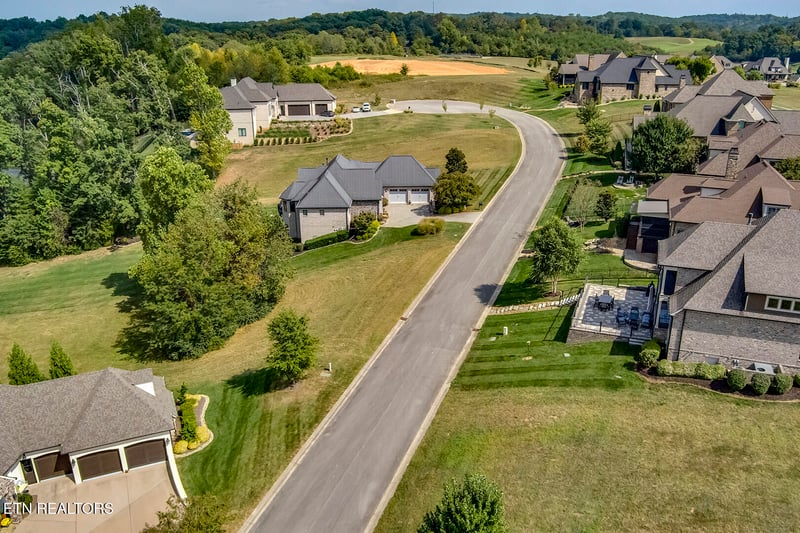 375 Champions Way, Lenoir City, TN 37772