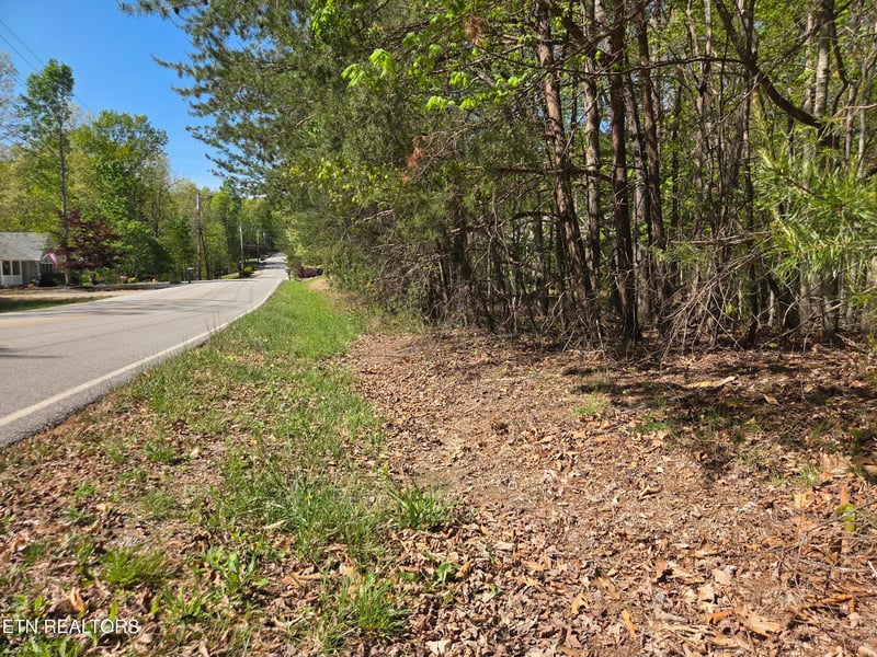 375 Rotherham Dr, Crossville, TN 38558