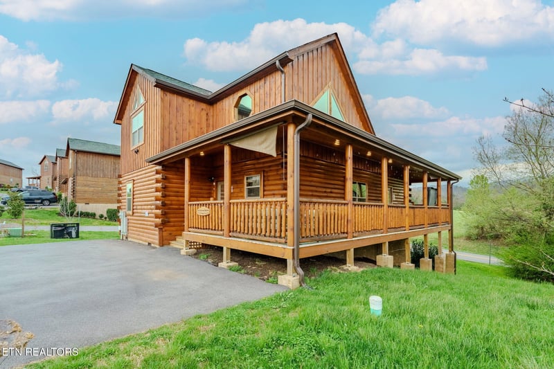 3750 Heritage Hills Dr, Pigeon Forge, TN 37863