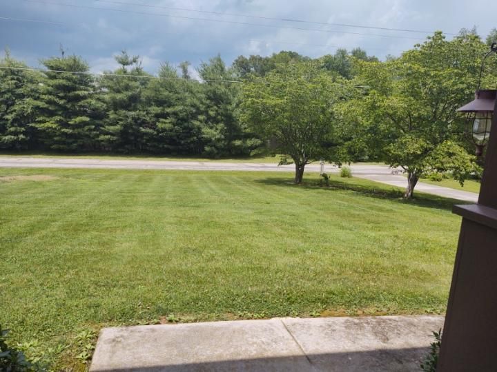 3754 Davis Ford Rd, Maryville, TN 37804