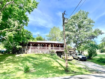 3754 Little River Rd, Rockford, TN 37853