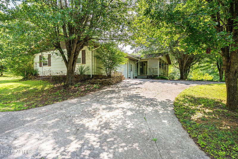 3754 Mutton Hollow Rd, Maryville, TN 37803