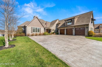 3758 Promontory Point, Louisville, TN 37777