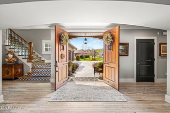 3758 Promontory Point, Louisville, TN 37777