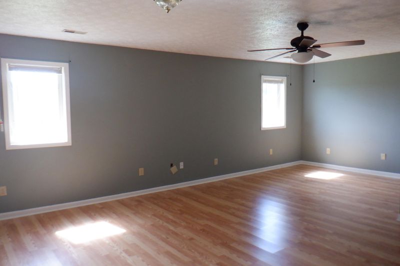 376 Caryonah Rd, Crossville, TN 38571