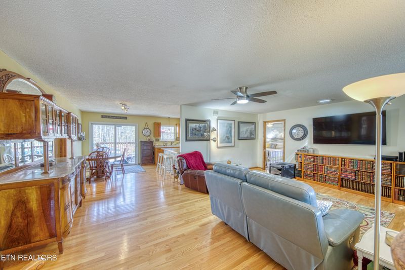 3760 Duncan Rd, Lenoir City, TN 37772
