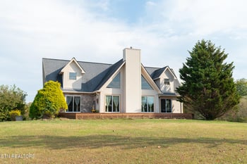 3767 Phillips Flats Rd, Oneida, TN 37841