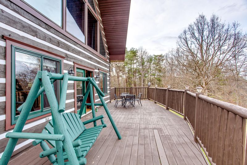 3769 Thomas Cross Rd, Sevierville, TN 37876