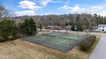 377 Dominion Cir, Knoxville, TN 37934
