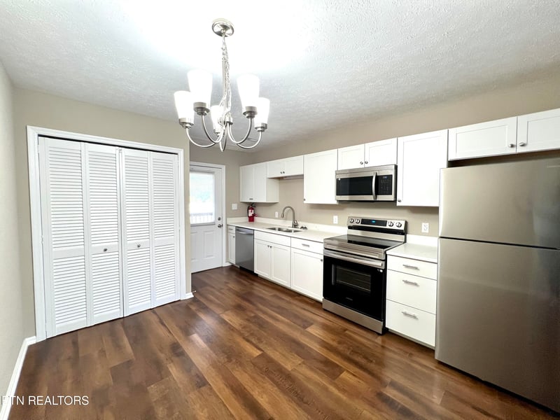 3771 Wears Valley Rd #8, Sevierville, TN 37862