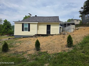 378 Church St, Jellico, TN 37762