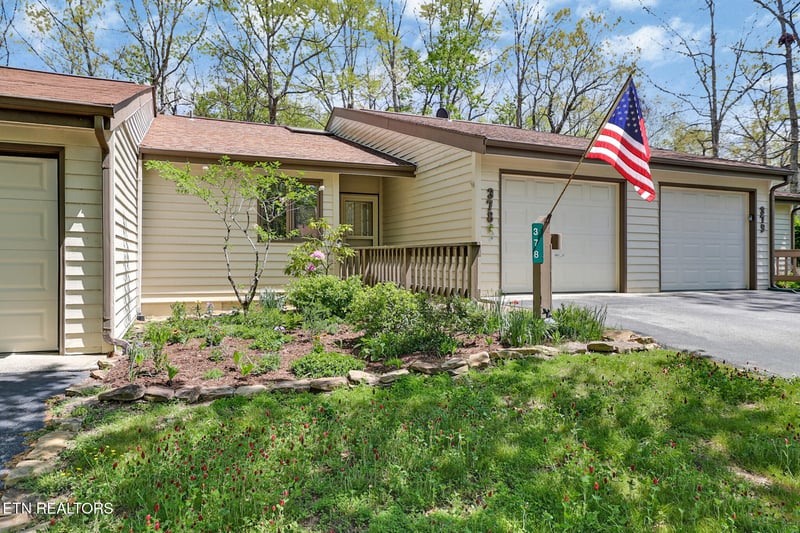 378 Lake Catherine Ct, Crossville, TN 38558