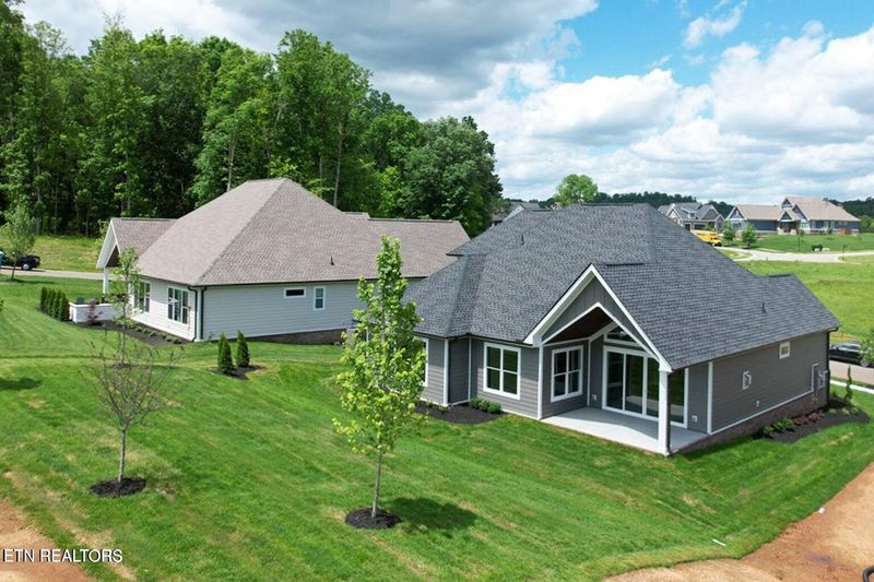 378 Sedge Ln, Loudon, TN 37774