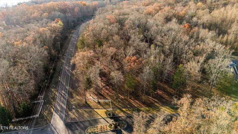378 Walking Horse Tr, Rockwood, TN 37854