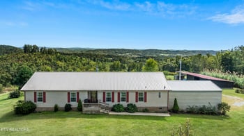 379 Walker Rd, Sharps Chapel, TN 37866