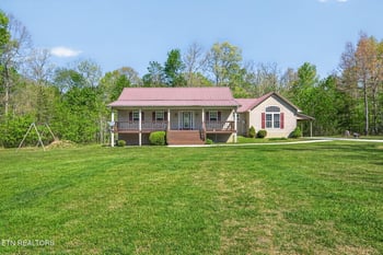 3790 Cumberland Lakes Dr, Monterey, TN 38574