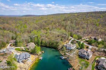 38 Milnor Ter, Crossville, TN 38558