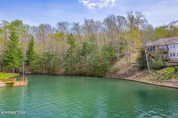 38 Milnor Ter, Crossville, TN 38558