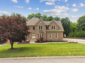 38 Palisades Pkwy, Oak Ridge, TN 37830