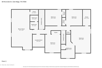 38 Riverside Dr, Oak Ridge, TN 37830