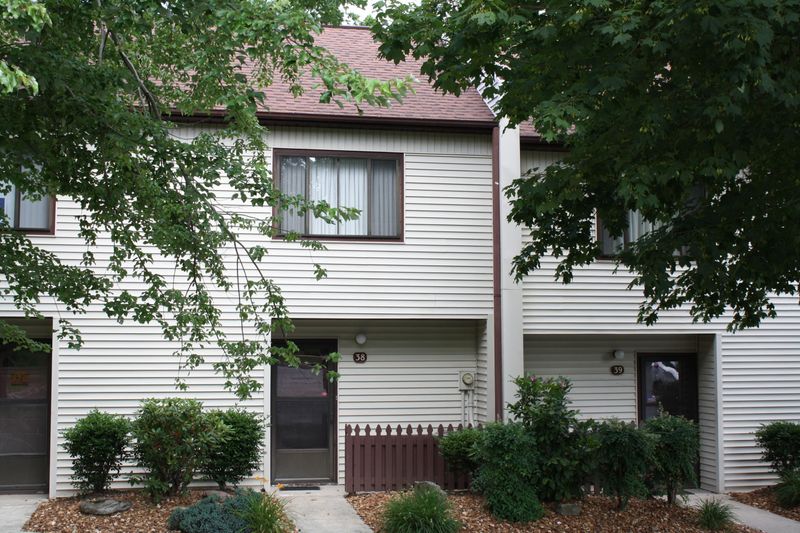 38 Wilshire Heights Dr, Fairfield Glade, TN 38558