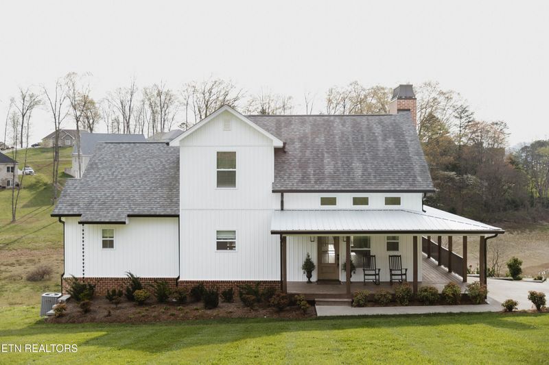 380 Cherokee Cv, Rutledge, TN 37861