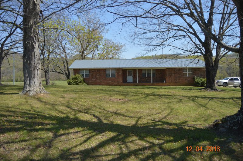 380 County Road 501, Etowah, TN 37331